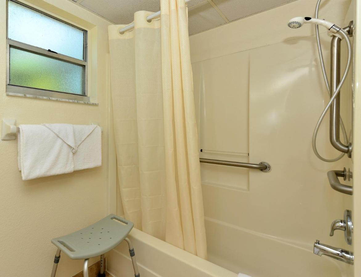 Americas Best Value Inn Bradenton-Sarasota Экстерьер фото
